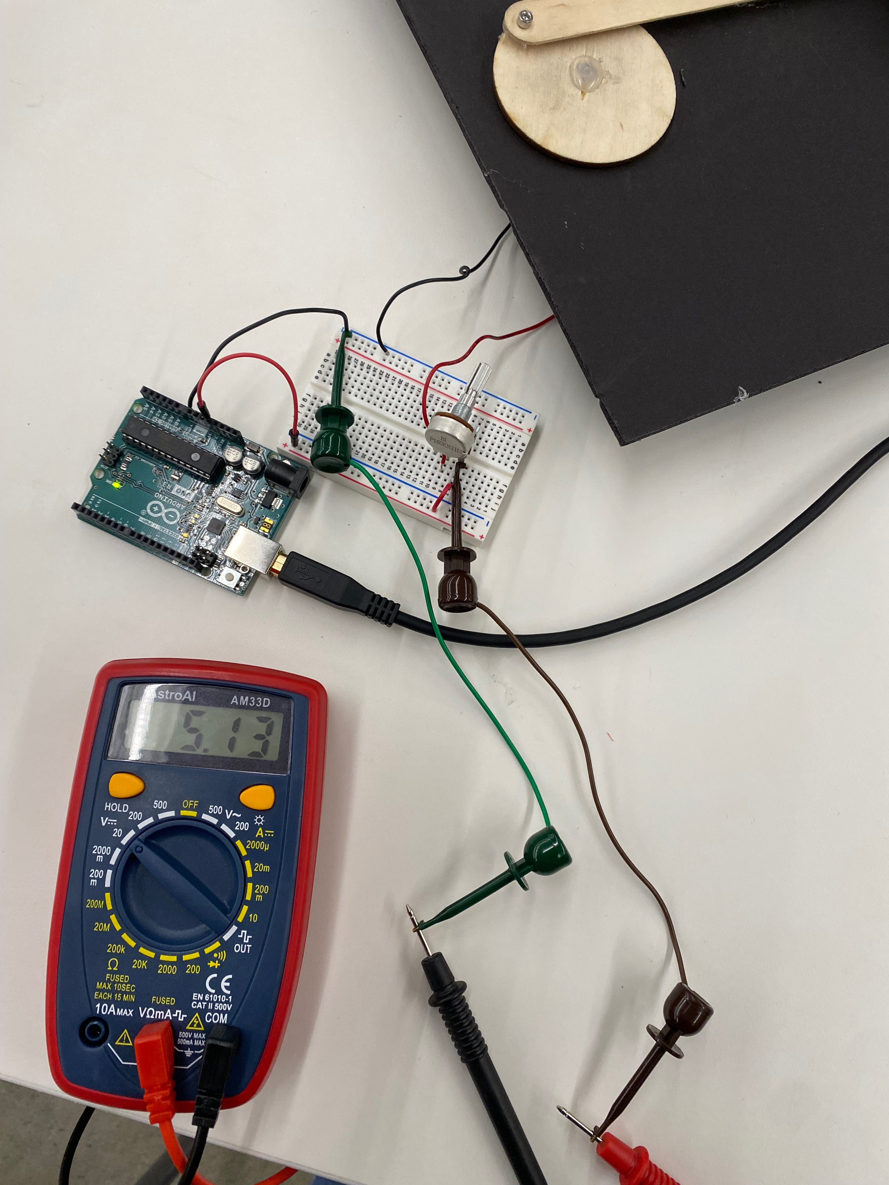Measuring with Multimeter